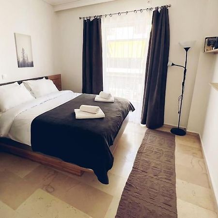 Minimal 3Br Apartment In Афіни Екстер'єр фото
