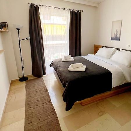 Minimal 3Br Apartment In Афіни Екстер'єр фото