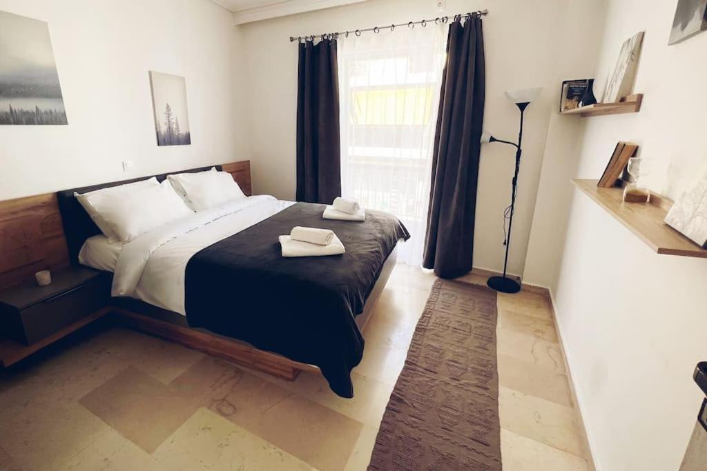 Minimal 3Br Apartment In Афіни Екстер'єр фото